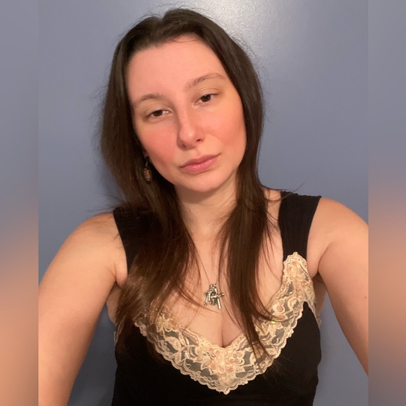 Meet your Posher, Valondra - Picture 3 of 16